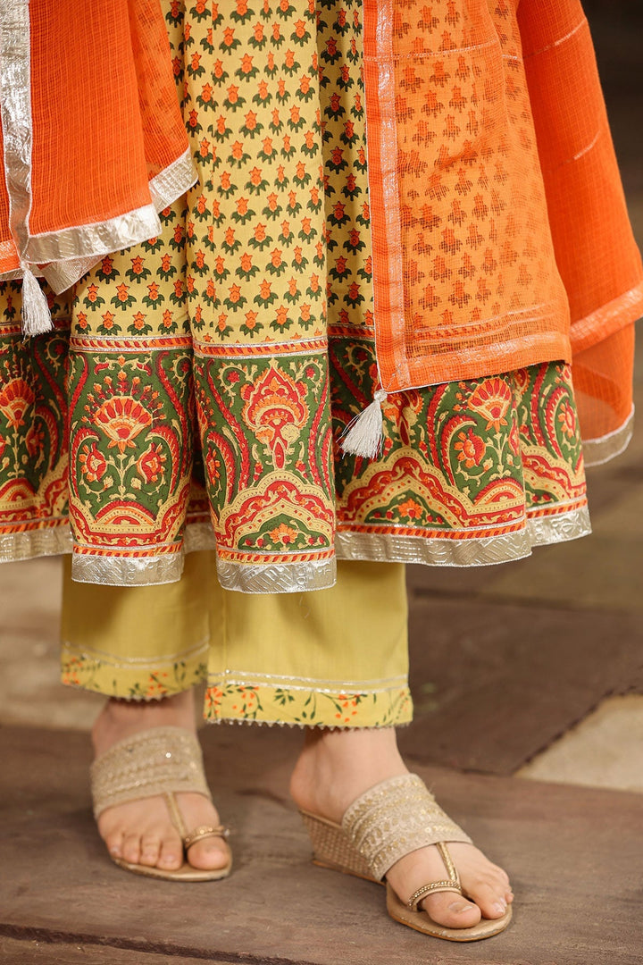 Fitrat Yellow Block Printed  Floral Anarkali Suit With Pant And Dupatta